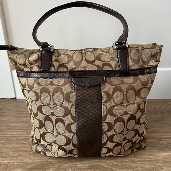 Coach Tan and Brown Signature Tote Y2K
